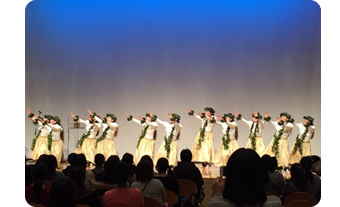 伝統を重んじた古典フラkahiko(カヒコ)クラス